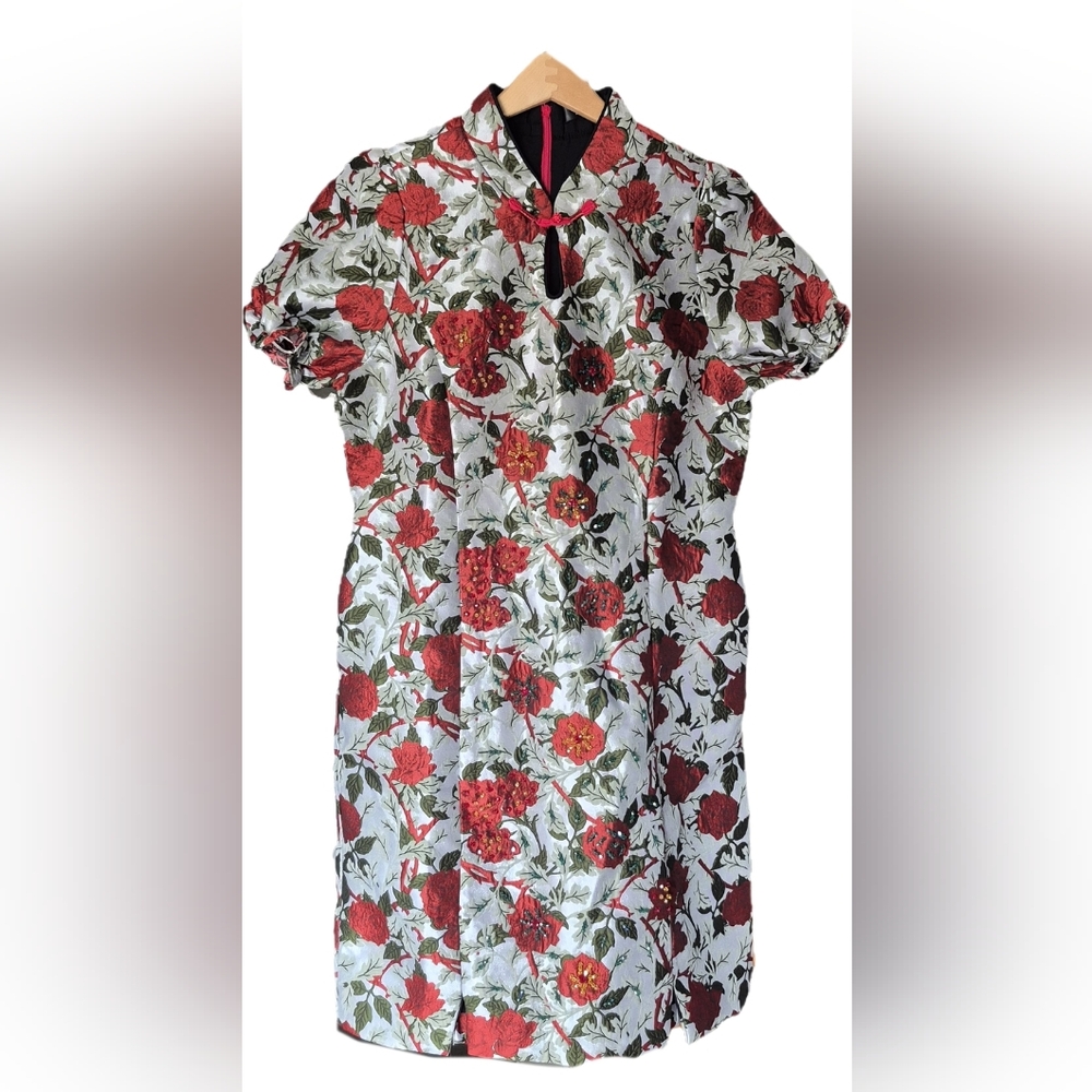 D&R Asian-Style Elegant Classy Red Floral Brocade Beaded Dress – Large, NWOT
